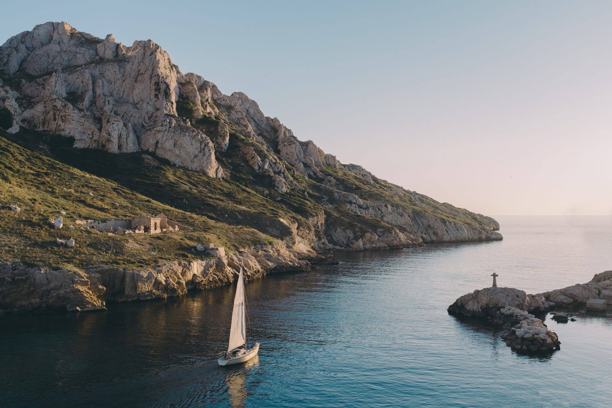 Open Seas or Jagged Rocks? matthieu da cruz 100499 unsplash - Open Seas or Jagged Rocks?